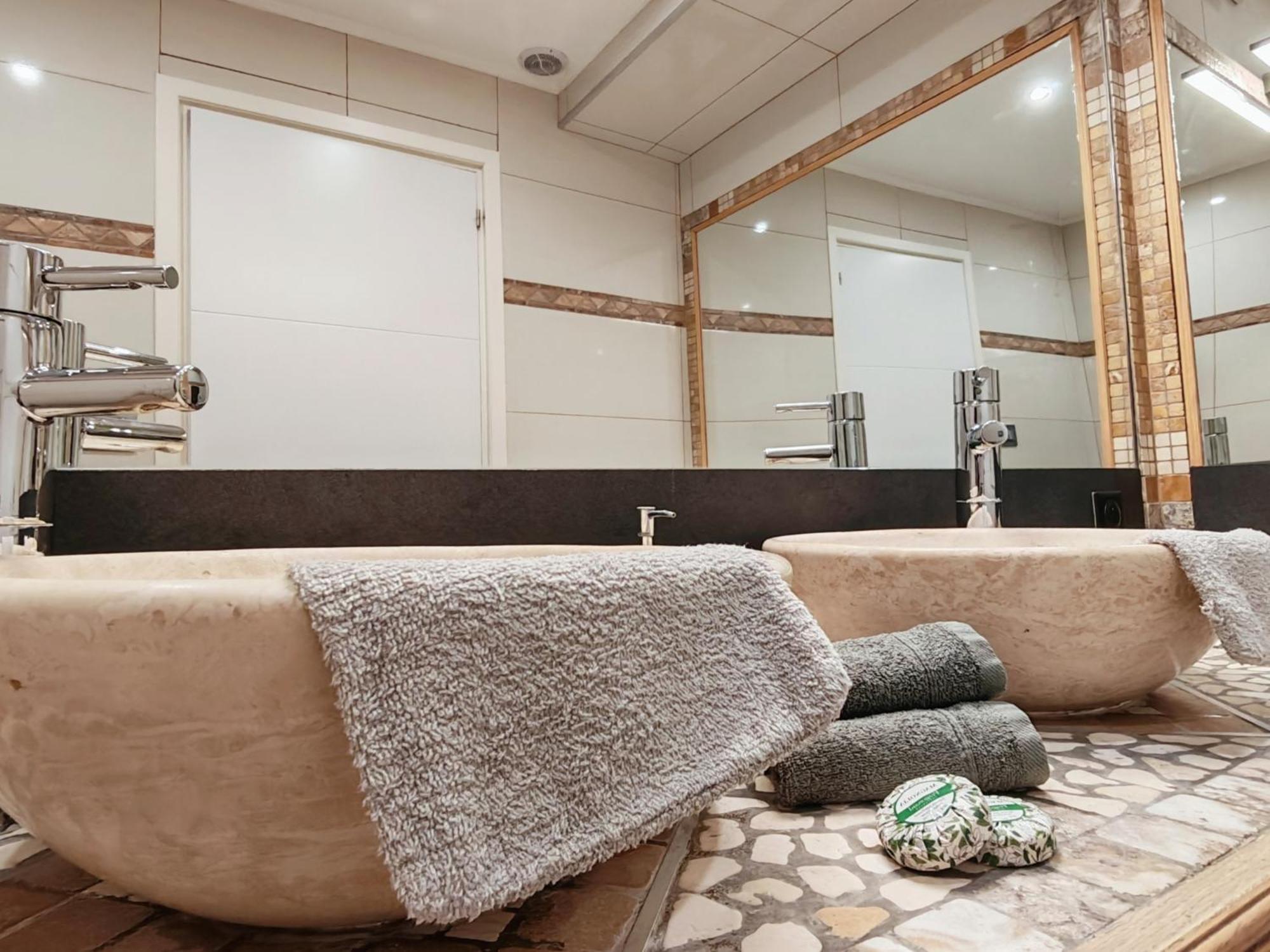 Magnifique Appartement Le Cannet,Cannes, Parking, Wifi Экстерьер фото